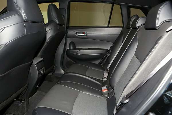 2024 Toyota Corolla Cross GXL MXGH10R
