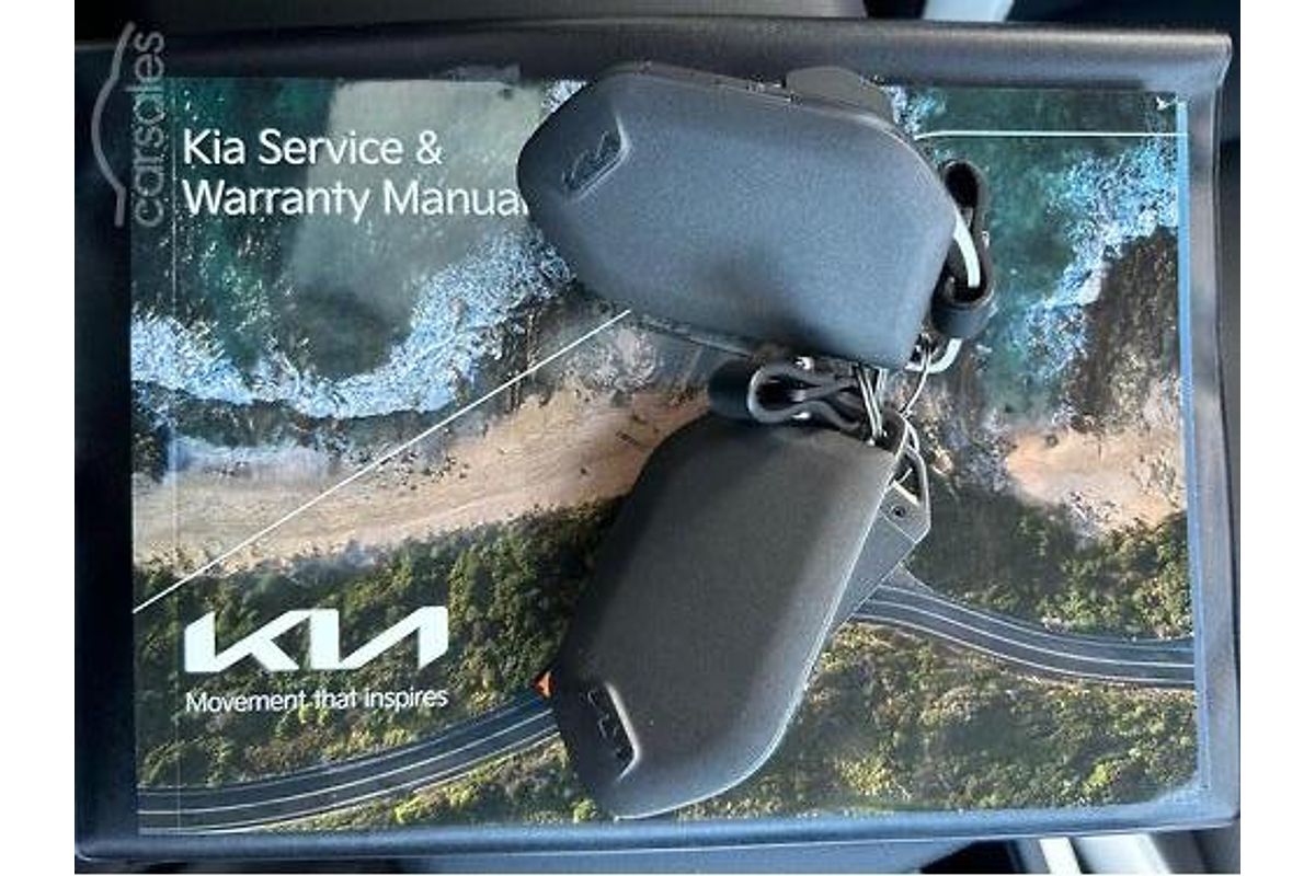 2025 Kia K4 GT-Line CL4m