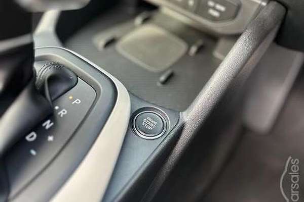 2025 Kia K4 GT-Line CL4m