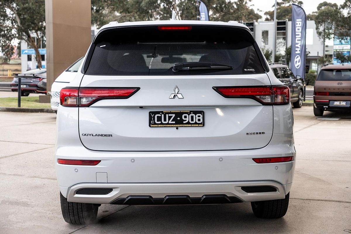 2023 Mitsubishi Outlander Exceed ZM