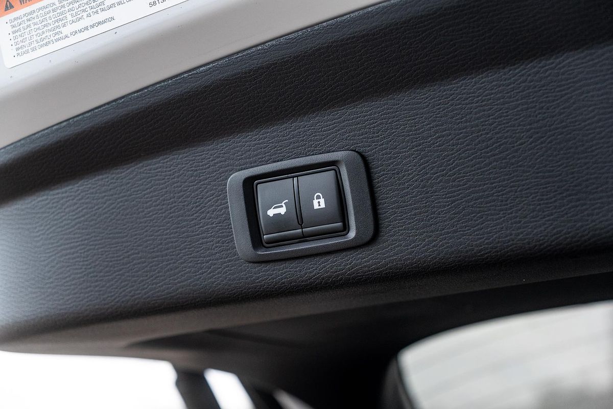 2023 Mitsubishi Outlander Exceed ZM