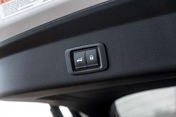 2023 Mitsubishi Outlander Exceed ZM