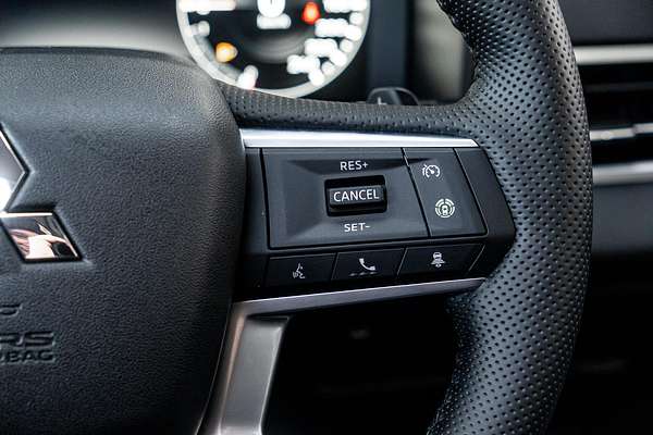 2023 Mitsubishi Outlander Exceed ZM