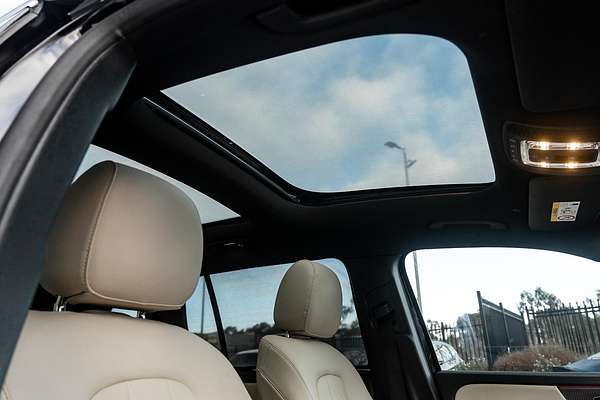 2021 Mercedes-Benz GLB-Class GLB200 X247