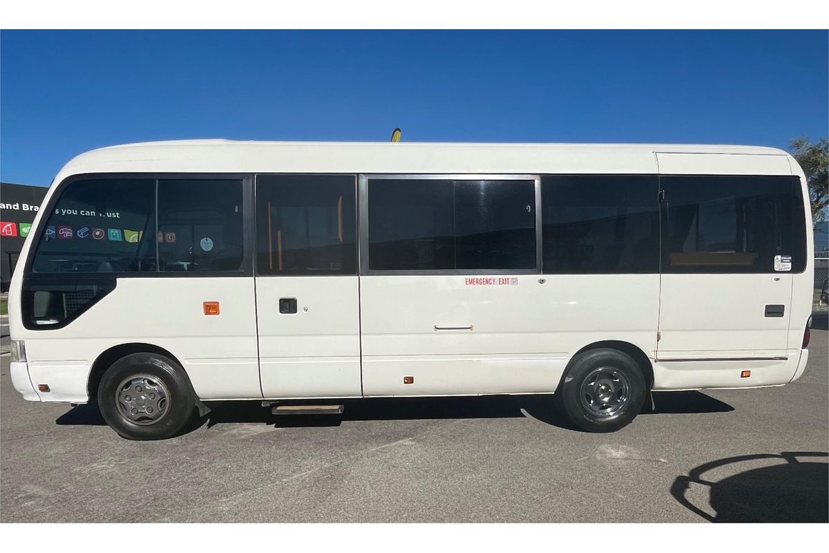 2013 Toyota Coaster Deluxe XZB50R