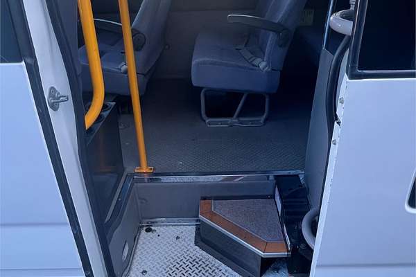 2013 Toyota Coaster Deluxe XZB50R