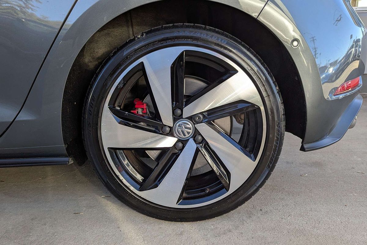 2019 Volkswagen Golf GTI 7.5