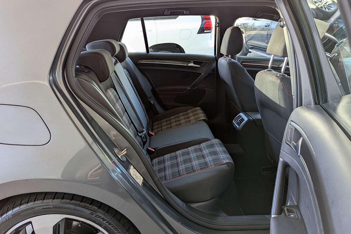 2019 Volkswagen Golf GTI 7.5