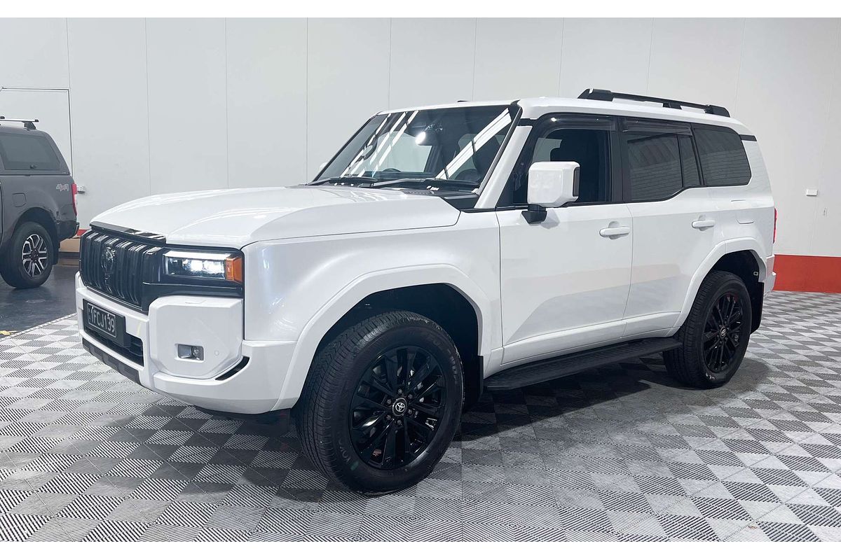 2024 Toyota Landcruiser Prado Kakadu GDJ251R
