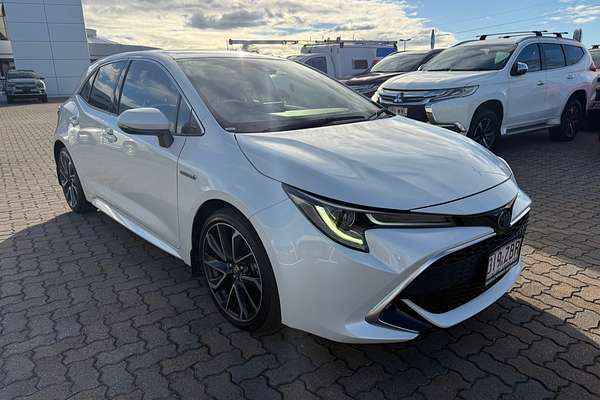 2019 Toyota Corolla ZR Hybrid ZWE211R