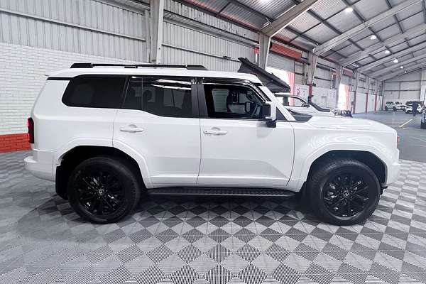 2024 Toyota Landcruiser Prado Kakadu GDJ251R