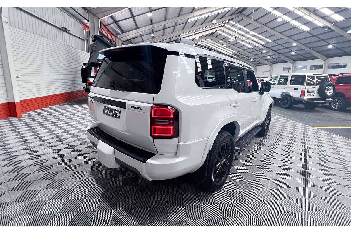 2024 Toyota Landcruiser Prado Kakadu GDJ251R