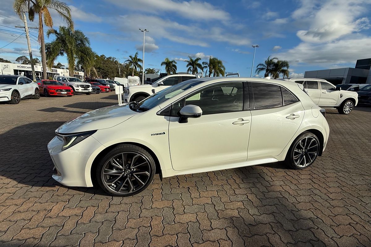 2019 Toyota Corolla ZR Hybrid ZWE211R