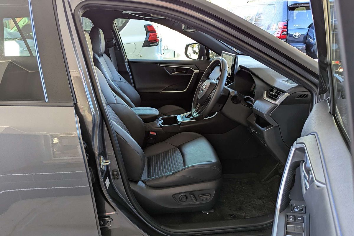 2023 Toyota RAV4 XSE AXAH54R