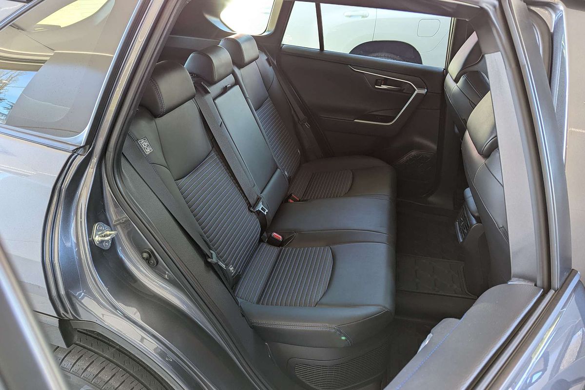2023 Toyota RAV4 XSE AXAH54R