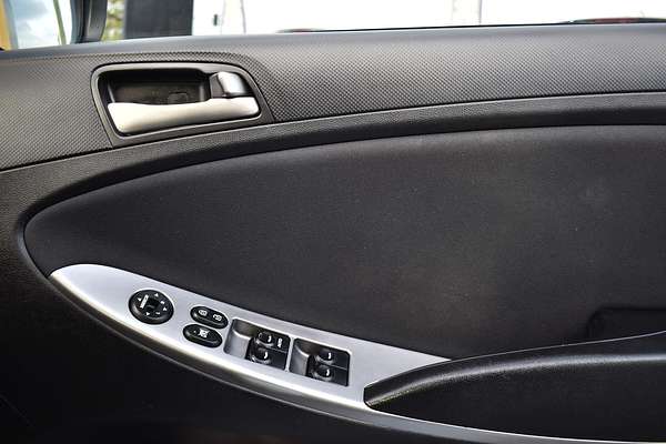 2018 Hyundai Accent Sport RB6