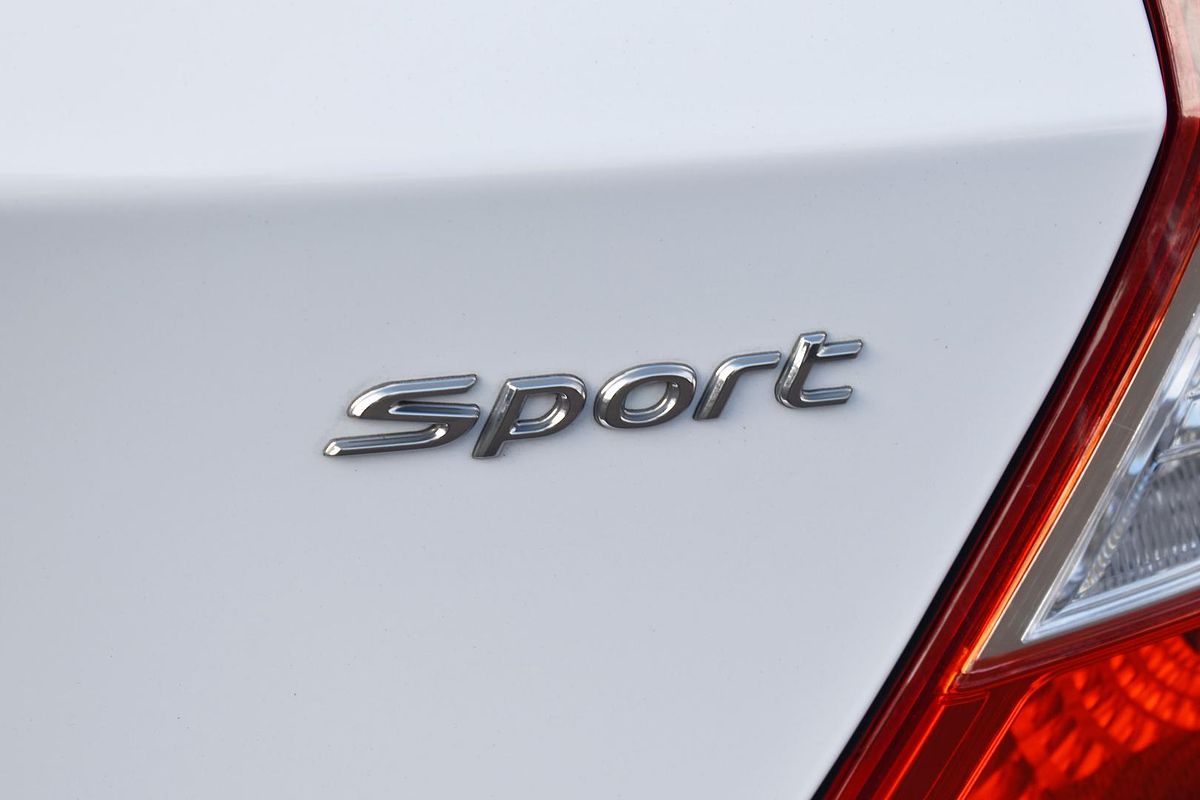 2018 Hyundai Accent Sport RB6