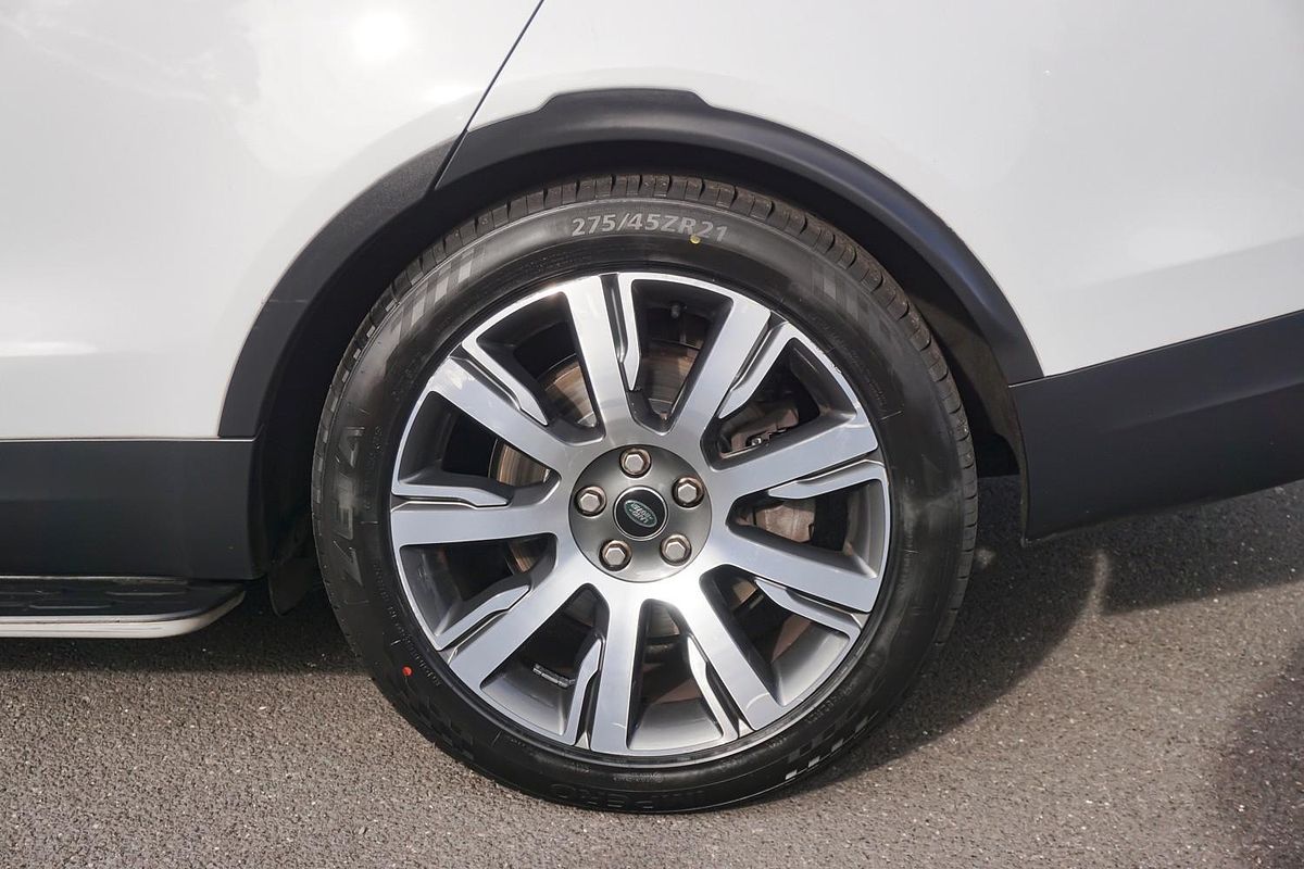 2018 Land Rover Discovery SD4 HSE Series 5
