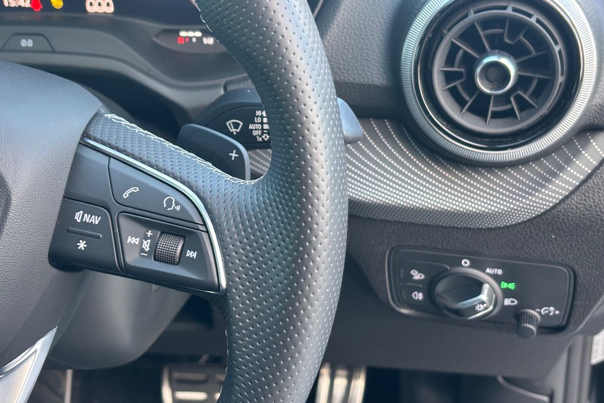 2021 Audi SQ2  GA