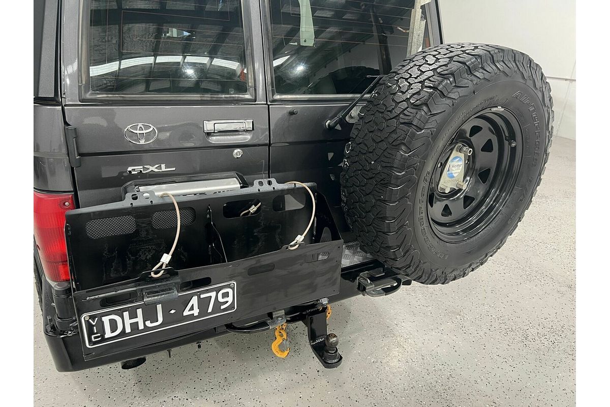 2012 Toyota Landcruiser GXL VDJ76R