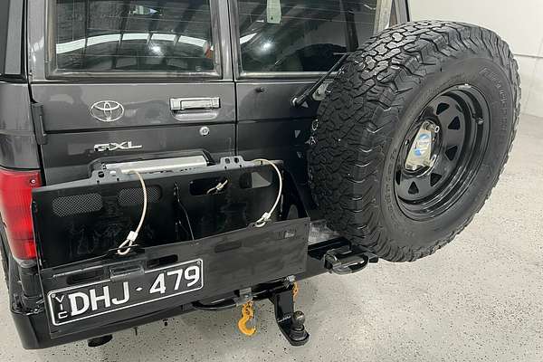 2012 Toyota Landcruiser GXL VDJ76R