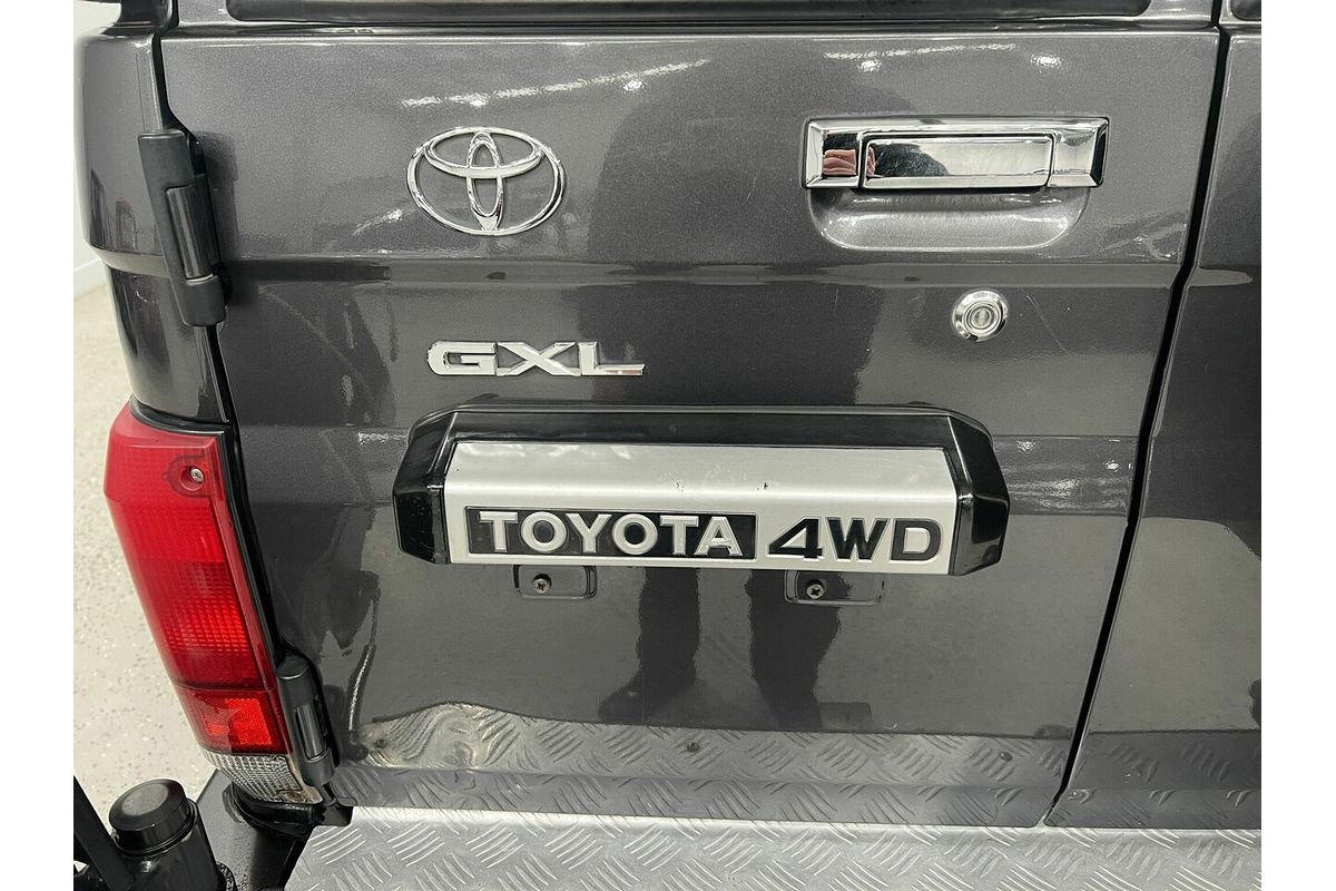 2012 Toyota Landcruiser GXL VDJ76R