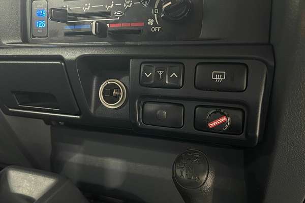 2012 Toyota Landcruiser GXL VDJ76R