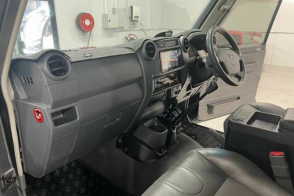 2012 Toyota Landcruiser GXL VDJ76R