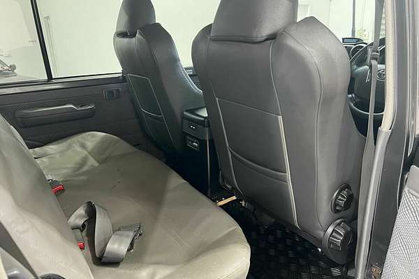 2012 Toyota Landcruiser GXL VDJ76R