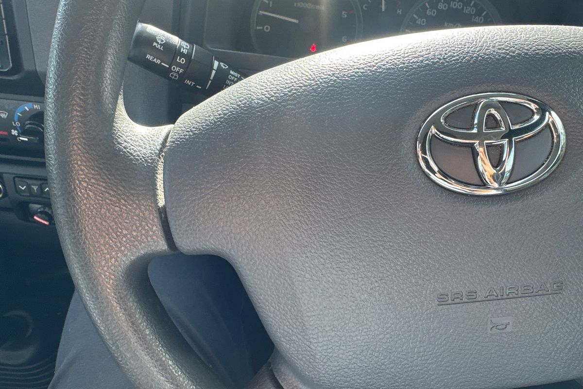 2021 Toyota Landcruiser GXL VDJ76R