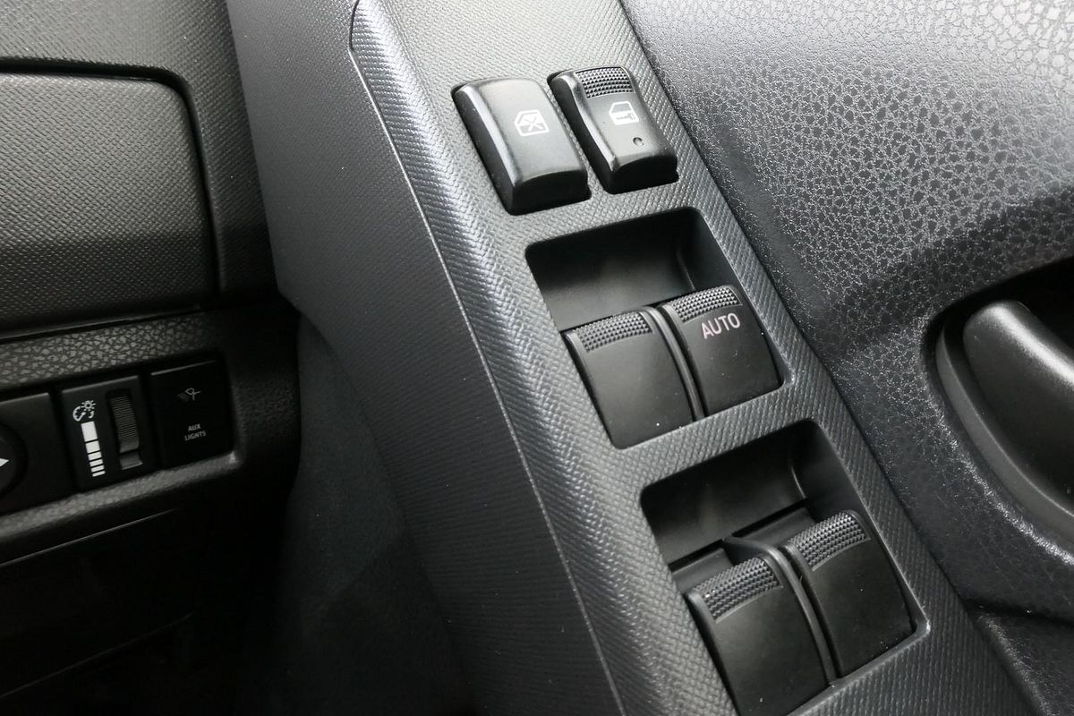 2020 Isuzu D-MAX SX High Ride Rear Wheel Drive