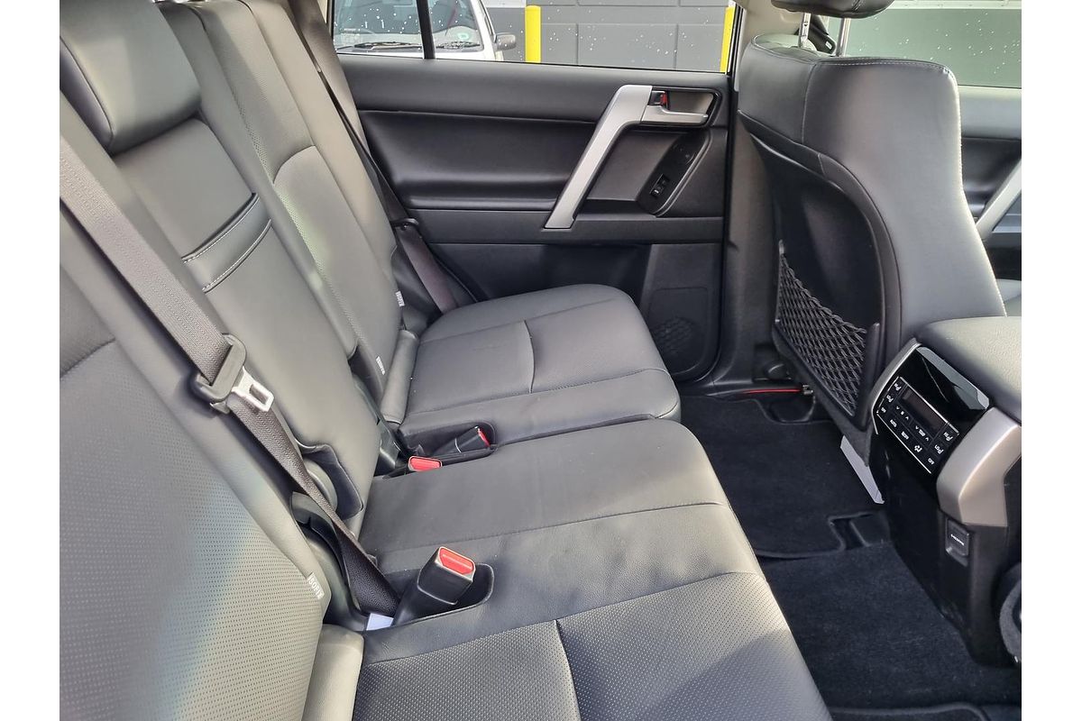 2022 Toyota Landcruiser Prado Kakadu GDJ150R