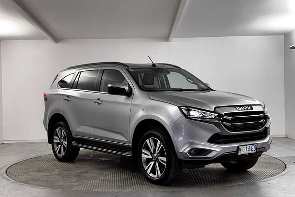 2024 Isuzu MU-X LS-T