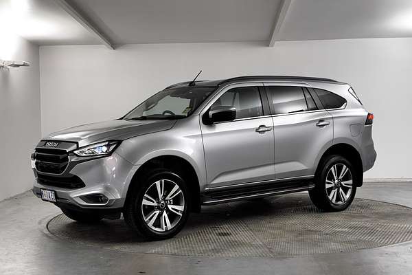 2024 Isuzu MU-X LS-T