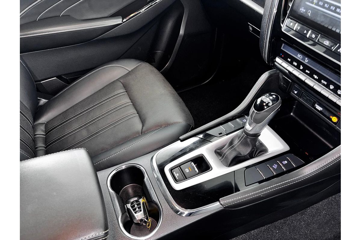 2024 Isuzu MU-X LS-T