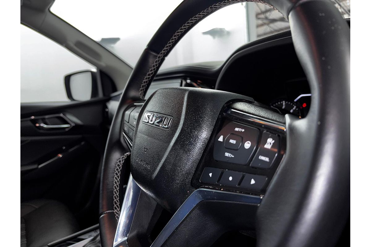 2024 Isuzu MU-X LS-T
