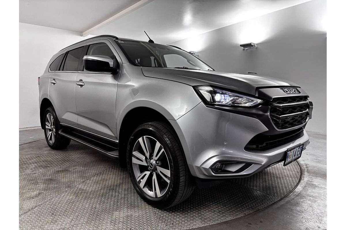 2024 Isuzu MU-X LS-T