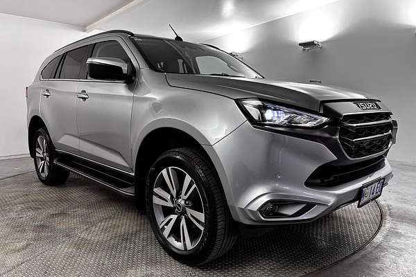 2024 Isuzu MU-X LS-T