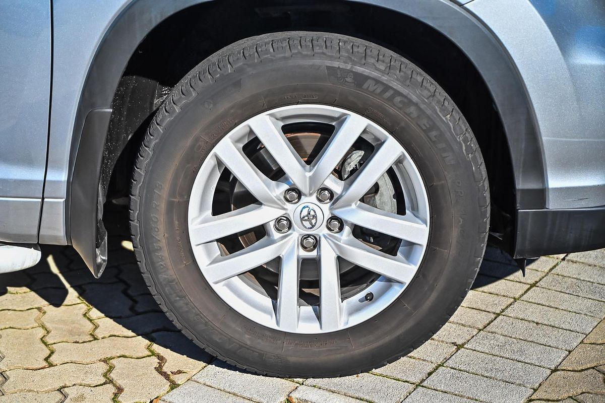 2014 Toyota Kluger GX GSU55R