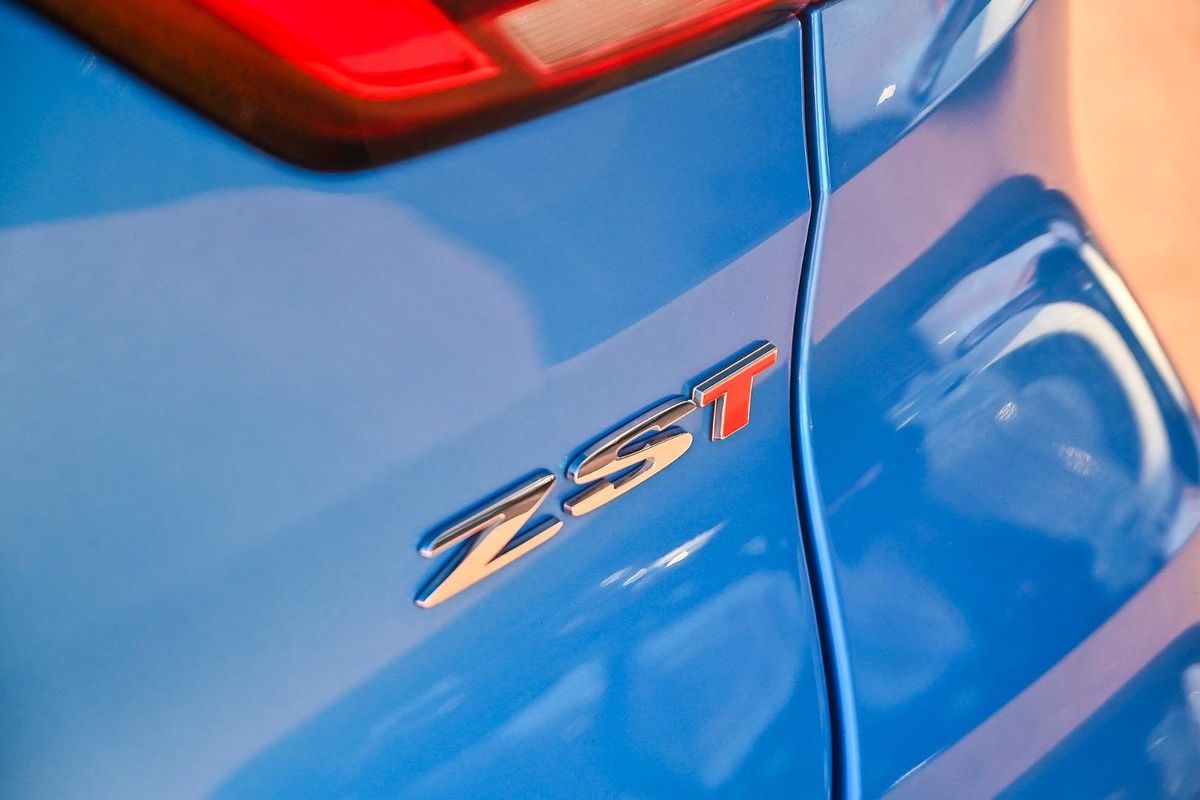 2022 MG ZST Excite