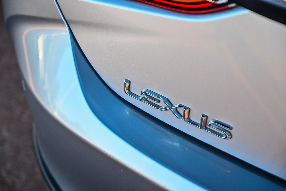 2021 Lexus ES ES300h Luxury AXZH10R