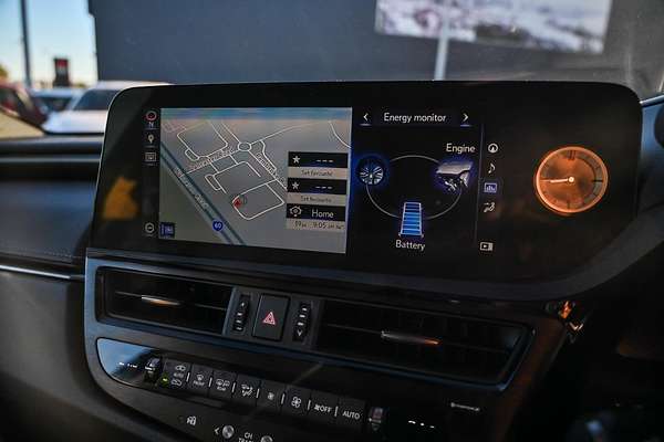 2021 Lexus ES ES300h Luxury AXZH10R