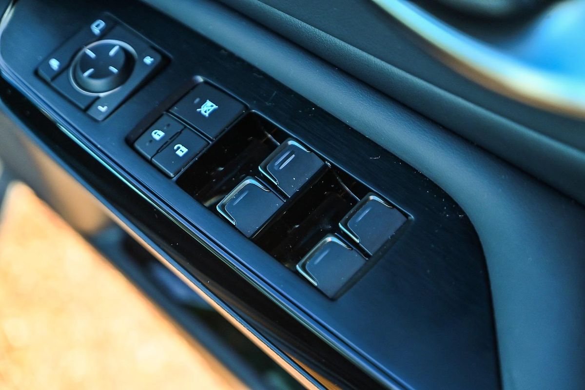 2021 Lexus ES ES300h Luxury AXZH10R
