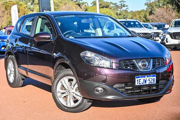 2013 Nissan Dualis ST J10 Series 4