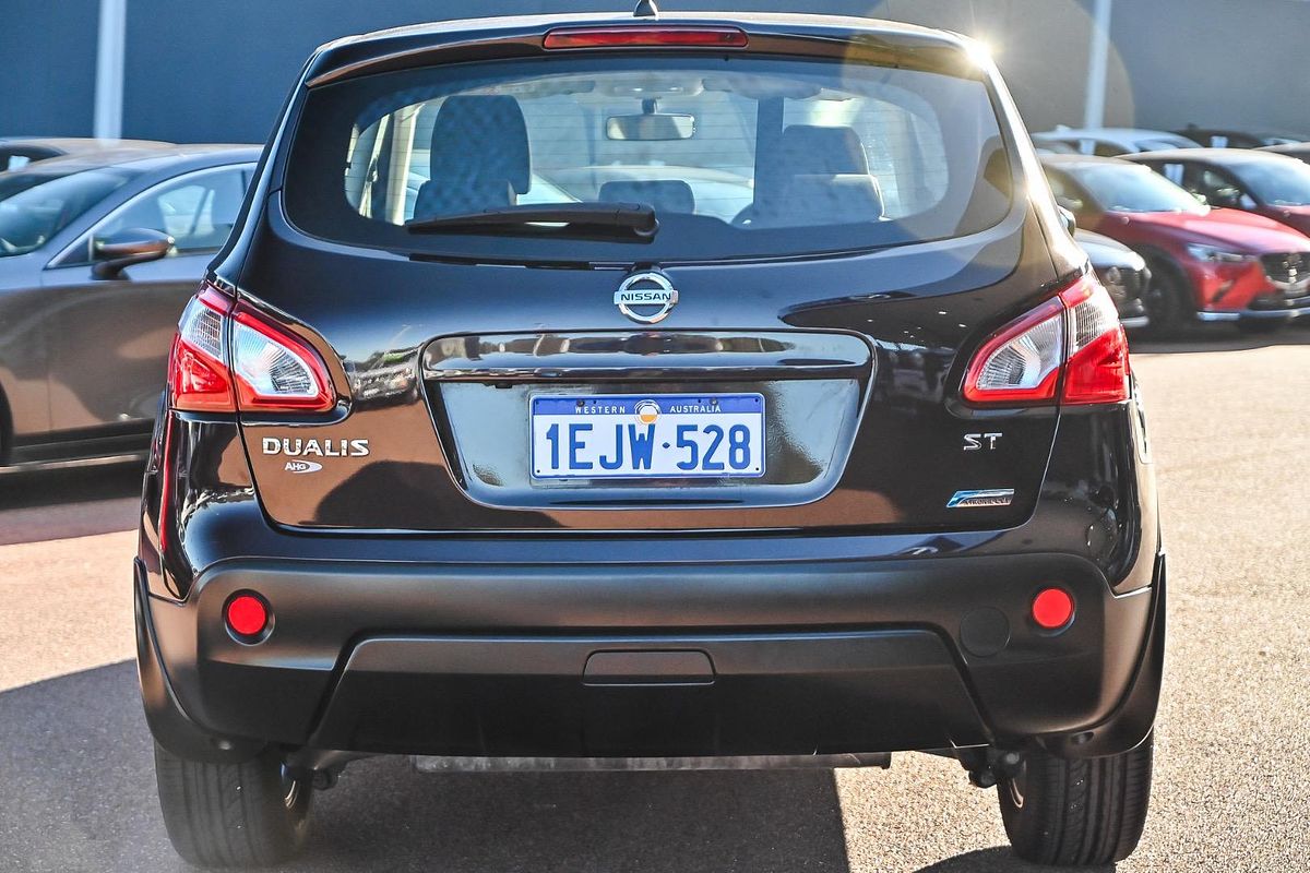 2013 Nissan Dualis ST J10 Series 4