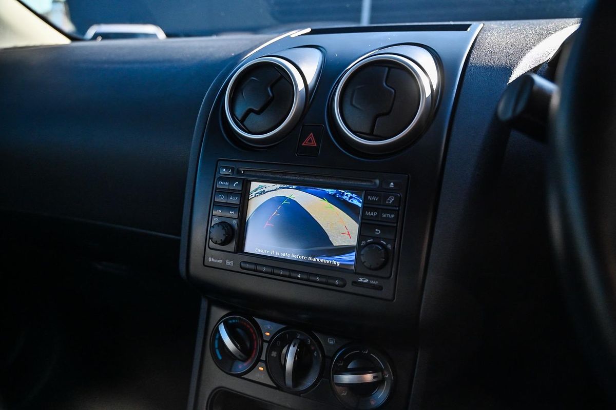 2013 Nissan Dualis ST J10 Series 4