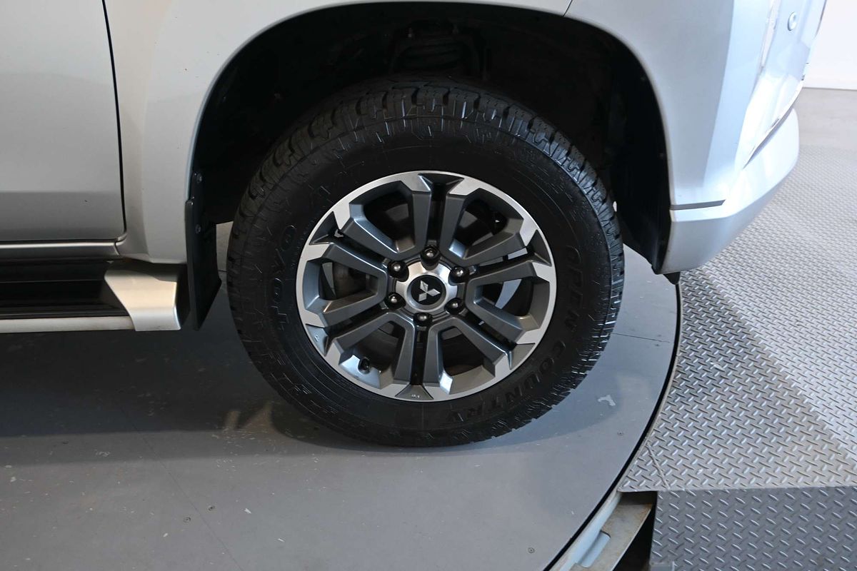 2020 Mitsubishi Triton GLS MR 4X4
