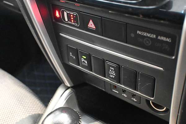 2020 Mitsubishi Triton GLS MR 4X4