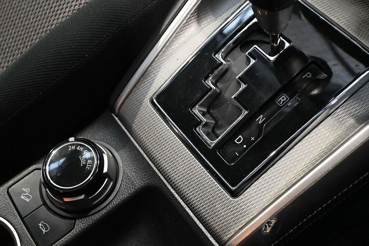2020 Mitsubishi Triton GLS MR 4X4