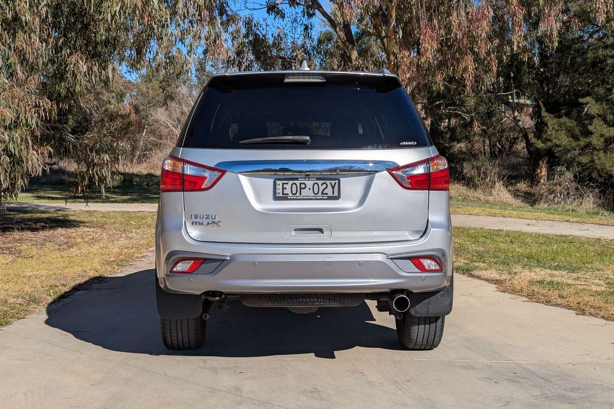 2021 Isuzu MU-X LS-T